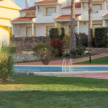 펜션 Beautiful Townhouse By The Golf Course And Ocean