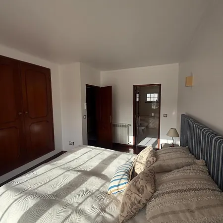 펜션 Beautiful Townhouse By The Golf Course And Ocean 프라이아델레이