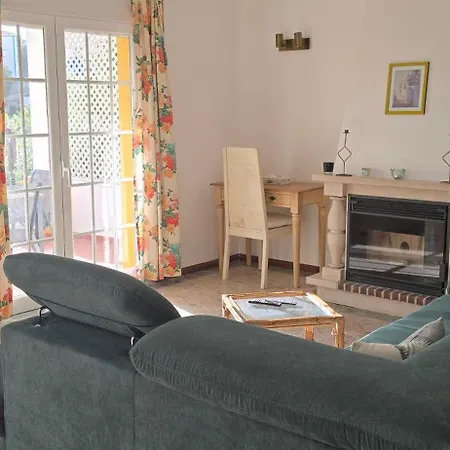 펜션 Beautiful Townhouse By The Golf Course And Ocean *